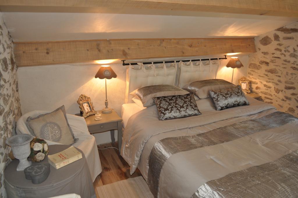 Bed and Breakfast La Ribeyrette Chamborigaud Zimmer foto